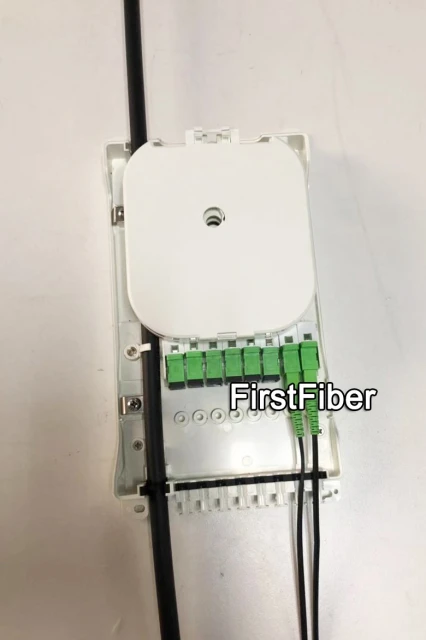 FirstFiber FF-FTB8E 8코어 광섬유 터미널 박스