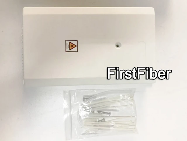 FirstFiber FF-FTB8E 8코어 광섬유 터미널 박스